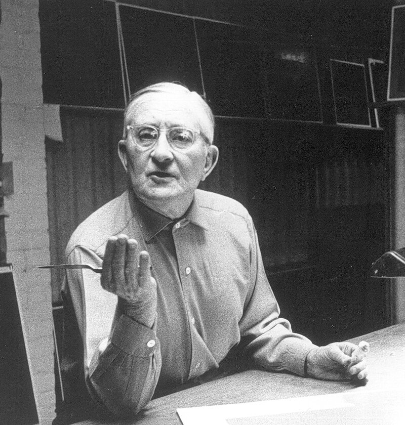 Josef Albers in seinem Studio, New Haven 1967. Foto: John T. Hill
